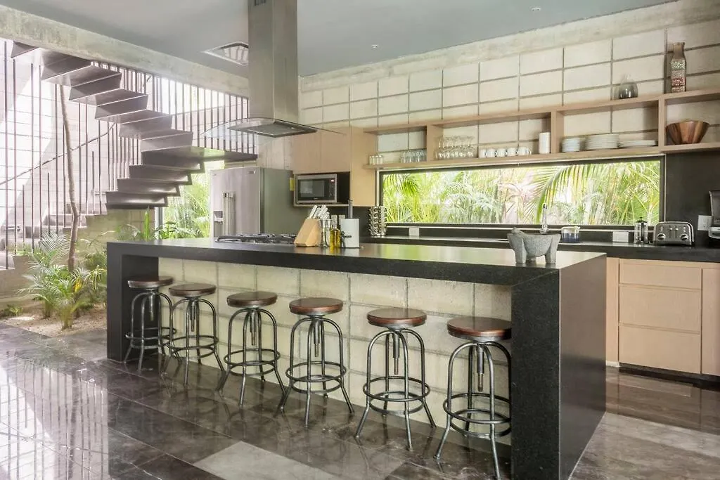 Villa Bolon: Exclusive Gated Retreat with Private Pool in Tulum 0*,