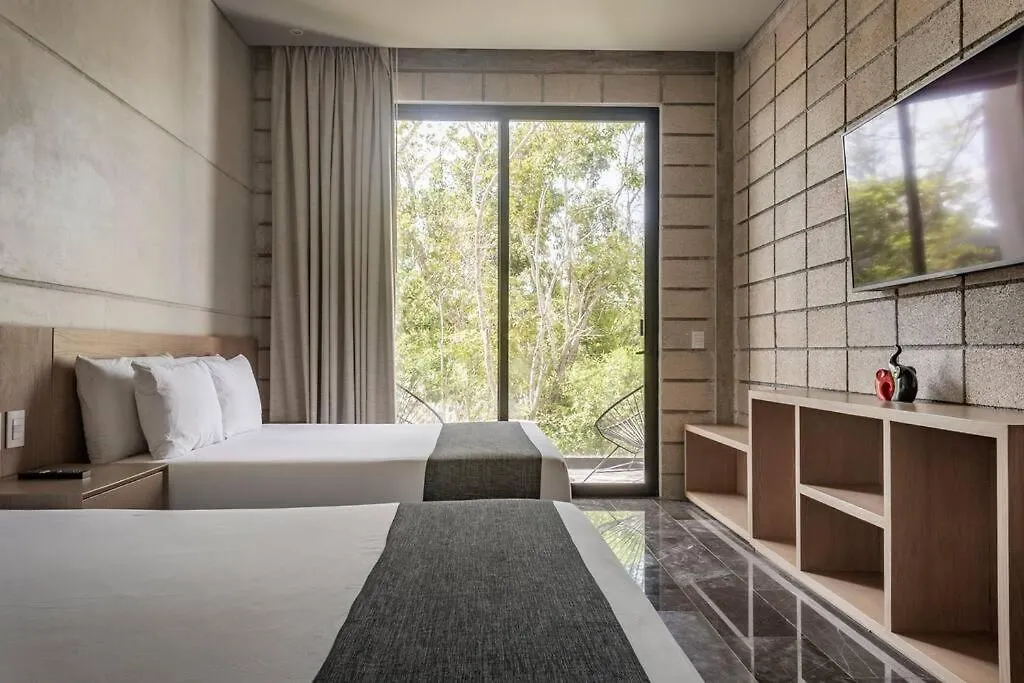Villa Bolon: Exclusive Gated Retreat with Private Pool in Tulum 0*,